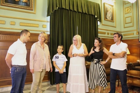 El Ayuntamiento de Motril ha recibido a Rafael Pedregosa (AYTO. MOTRIL) El Ayuntamiento de Motril ha recibido a Rafael Pedregosa (AYTO. MOTRIL)