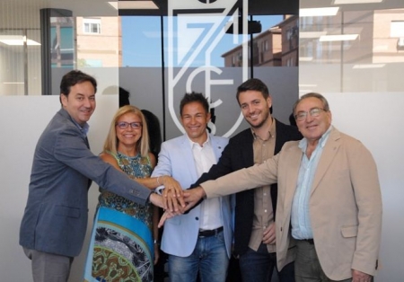 Roberto Valverde será el responsable del fútbol femenino (GRANADA CF) Roberto Valverde será el responsable del fútbol femenino (GRANADA CF)