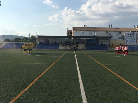 Se guardó un minuto de silencio por el fallecimiento de la hija del ex - seleccionador, Luis Enrique (@POLIALMERIA) Se guardó un minuto de silencio por el fallecimiento de la hija del ex - seleccionador, Luis Enrique (@POLIALMERIA)