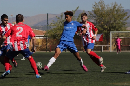 El Almuñécar City se deshizo del Atlético La Zubia (@CDALMUÑÉCARCITY) El Almuñécar City se deshizo del Atlético La Zubia (@CDALMUÑÉCARCITY)