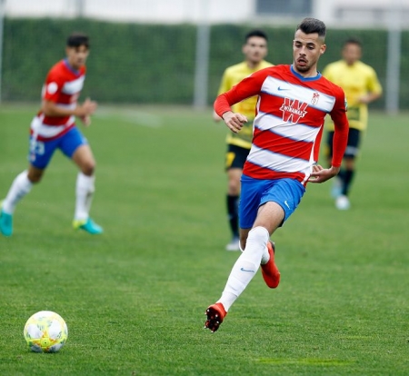 El Recreativo sólo ha podido igualar ante el Villarrubia (GRANADA CF) El Recreativo sólo ha podido igualar ante el Villarrubia (GRANADA CF)