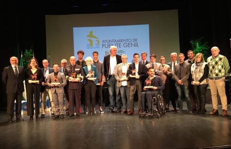 José Manuel Ruiz ha reibido el premio `Foro Deporte` José Manuel Ruiz ha reibido el premio `Foro Deporte`