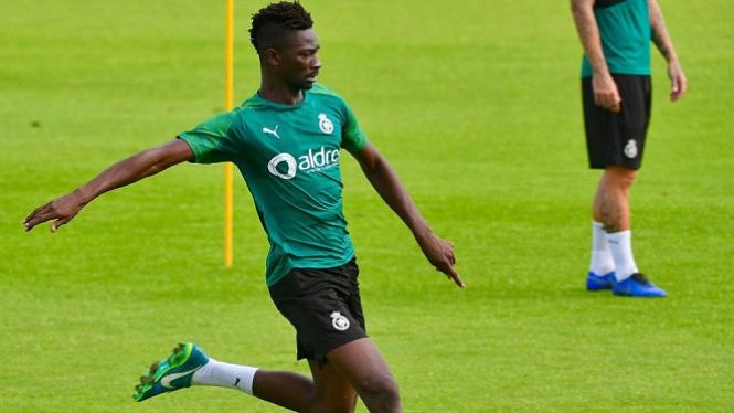 Nuha Marong es nuevo jugador del Granada (GRANADA CF)