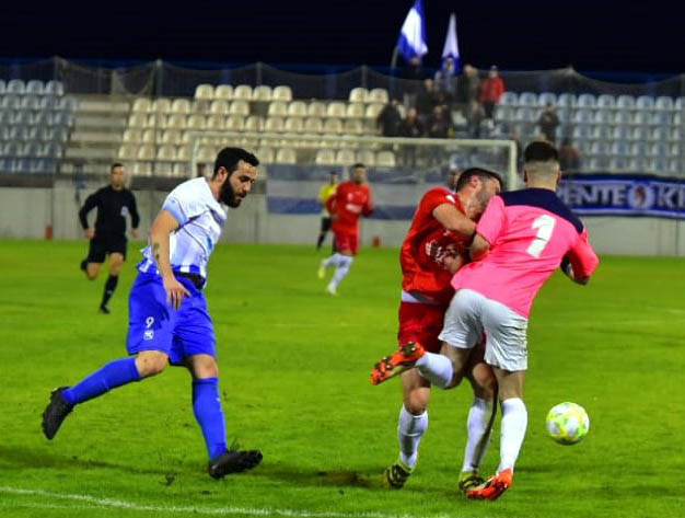Lance del partido jugado entre el Motril y el Maracena (MUCHO DEPORTE) 