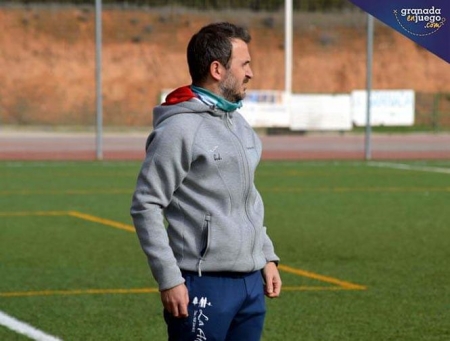 Carmelo Jáimez, Entrenador del Salar durante un partido (J. PALMA) Carmelo Jáimez, Entrenador del Salar durante un partido (J. PALMA)