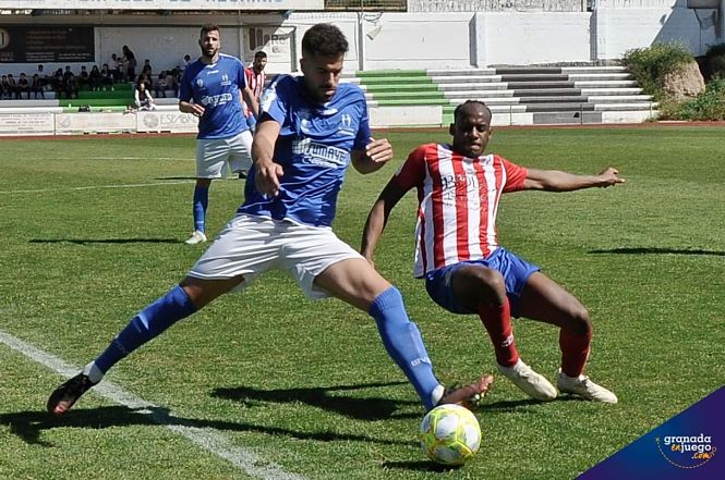 Los equipos de Tercera División esperan la decisión de la RFEF (JOSÉ M. BALDOMERO) 
