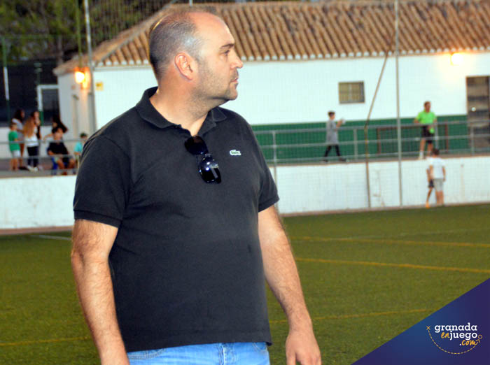 Manolo Rojas continuará en el Atarfe (LÁZARO) 
