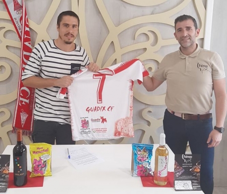 Dani Tejada junto a José Antonio Cervantes (GUADIX CF) Dani Tejada junto a José Antonio Cervantes (GUADIX CF)