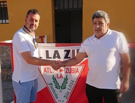 Óscar Sierra seguirá ligado al Atlético La Zubia. Óscar Sierra seguirá ligado al Atlético La Zubia.