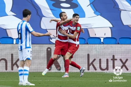 Roberto Soldado celebra el tanto ante la Real Sociedad (LALIGA Roberto Soldado celebra el tanto ante la Real Sociedad (LALIGA