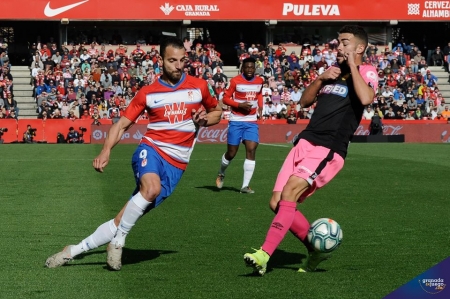 Soldado, en un lance del encuentro de la primera vuelta (JOSÉ M. BALDOMERO) Soldado, en un lance del encuentro de la primera vuelta (JOSÉ M. BALDOMERO)