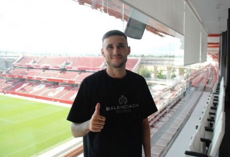 Álvaro Bravo jugará en el Recreativo (GRANADA CF) Álvaro Bravo jugará en el Recreativo (GRANADA CF)