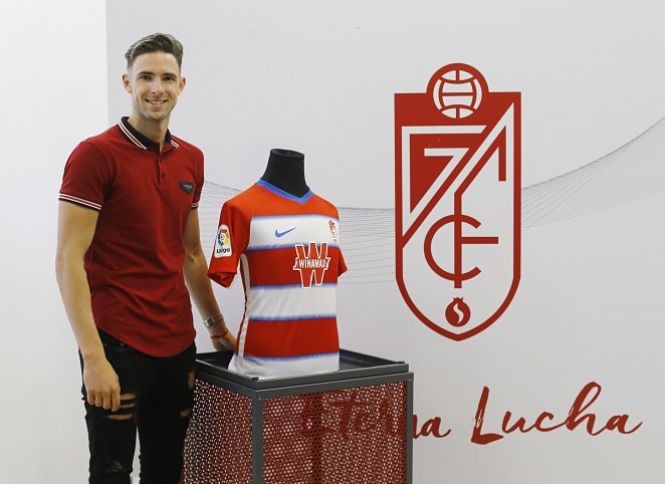 Juan Ignacio Bruguet ya es jugador del Recreativo (GRANADA CF) 