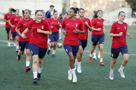 El Granada Femenino, durante su primer entrenamiento, ya tiene la plantilla muy avanzada (GCF)