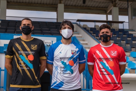 Así serán las nuevas camisetas del Motril (CF MOTRIL) Así serán las nuevas camisetas del Motril (CF MOTRIL)