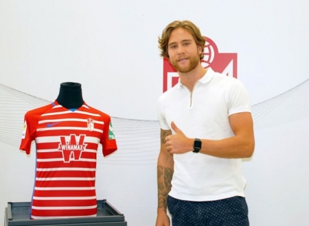 Bruno Morais es nuevo central del Recreativo (GRANADA CF) Bruno Morais es nuevo central del Recreativo (GRANADA CF)