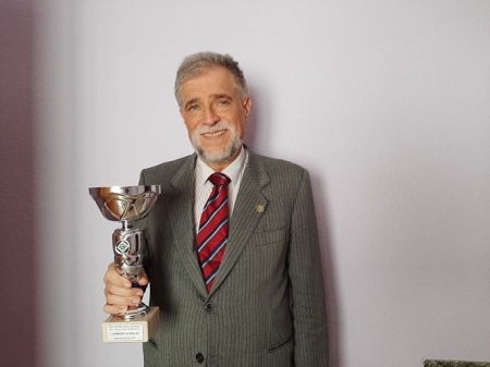 Miguel Haag con su trofeo de Campeón de Andalucia Miguel Haag con su trofeo de Campeón de Andalucia