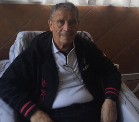 Lázaro ya se recupera en su domicilio del Zaidín Lázaro ya se recupera en su domicilio del Zaidín