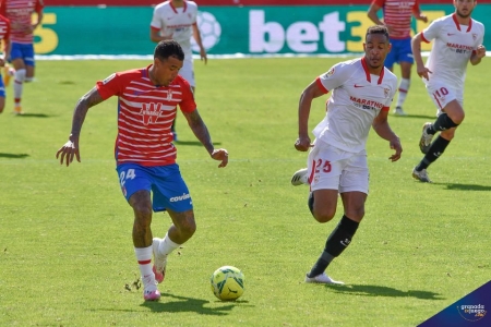 Kenedy disfrutó de su tercera titularidad consecutiva en LaLiga (JOSÉ M. BALDOMERO)