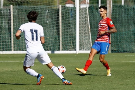 El Recreativo debutará el domingo en Linarejos (GRANADA CF) El Recreativo debutará el domingo en Linarejos (GRANADA CF)