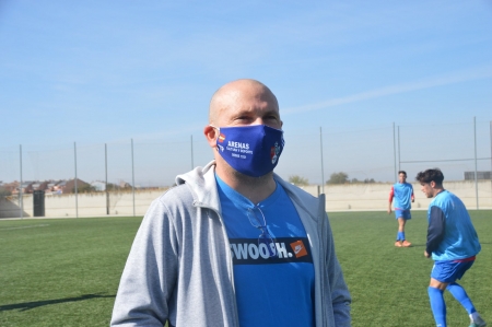 Thierry, en los instantes previos al choque de la última jornada ante el Cubillas (GRJ) Thierry, en los instantes previos al choque de la última jornada ante el Cubillas (GRJ)