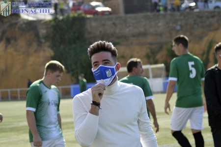 Marce, durante el encuentro de la anterior jornada entre el Monachil y el Iznalloz (ATLÉTICO MONACHIL)
