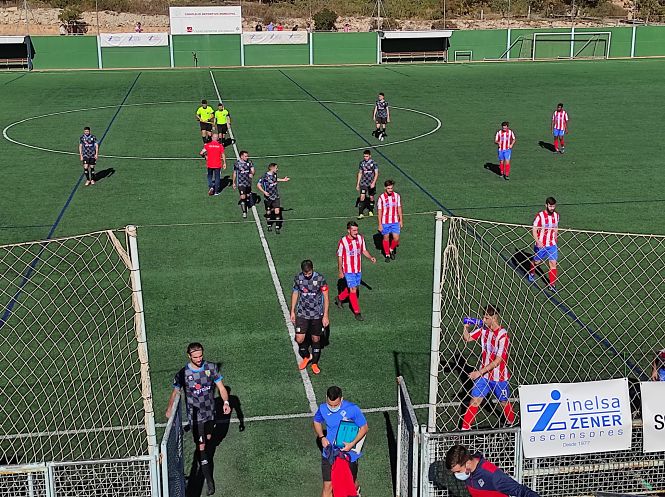 El Agroisa Huétor Tájar se trajo un punto de Almería (POLI ALMERÍA) 