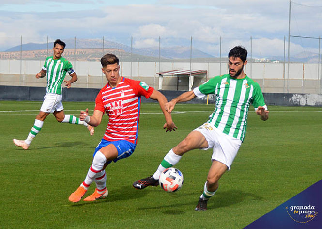 El Recreativo se atascó ante el Betis Deportivo (GABRIEL R. LÁZARO) 