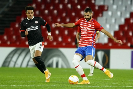 Gonalons no estuvo fino en la medular ante el cuadro holandés (PEPE VILLOSLADA / GCF)