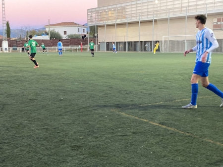 El Málaga B se llevó la victoria de Alhendín (ALHENDÍN CF) El Málaga B se llevó la victoria de Alhendín (ALHENDÍN CF)