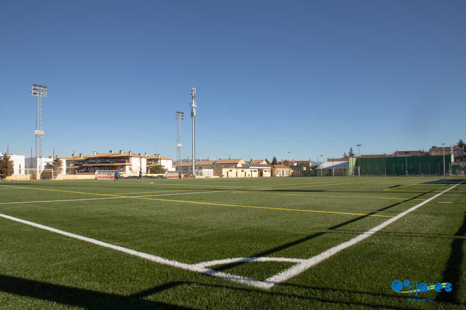 Imagen del Campo de Fútbol de Lomalinda tras su nuevo lavado de cara (AYUNTAMIENTO DE OGÍJARES)