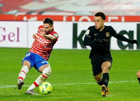 El Granada buscará mañana olvidar la derrota contra el Barcelona (LALIGA) El Granada buscará mañana olvidar la derrota contra el Barcelona (LALIGA)