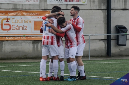 Los jugadores del Arenas celebran el segundo tanto gracias a un cabezazo de Falín (JOSÉ M. BALDOMERO) Los jugadores del Arenas celebran el segundo tanto gracias a un cabezazo de Falín (JOSÉ M. BALDOMERO)