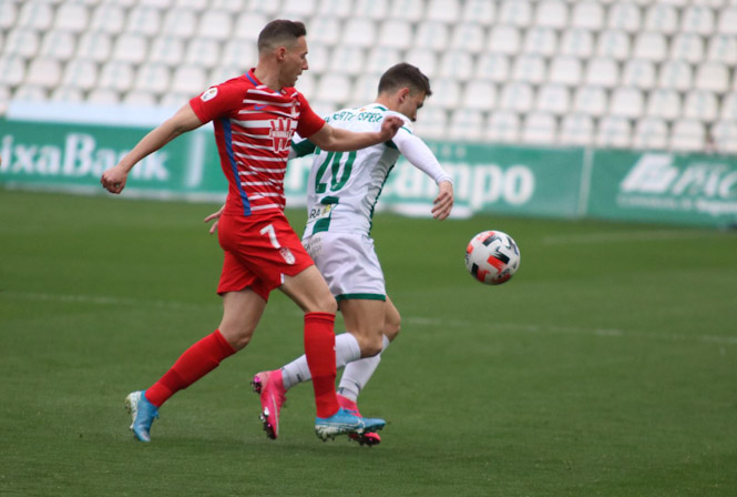 El Recreativo se trajo un punto de Córdoba (CHARO TOBAJAS / CÓRDOBA CF) 