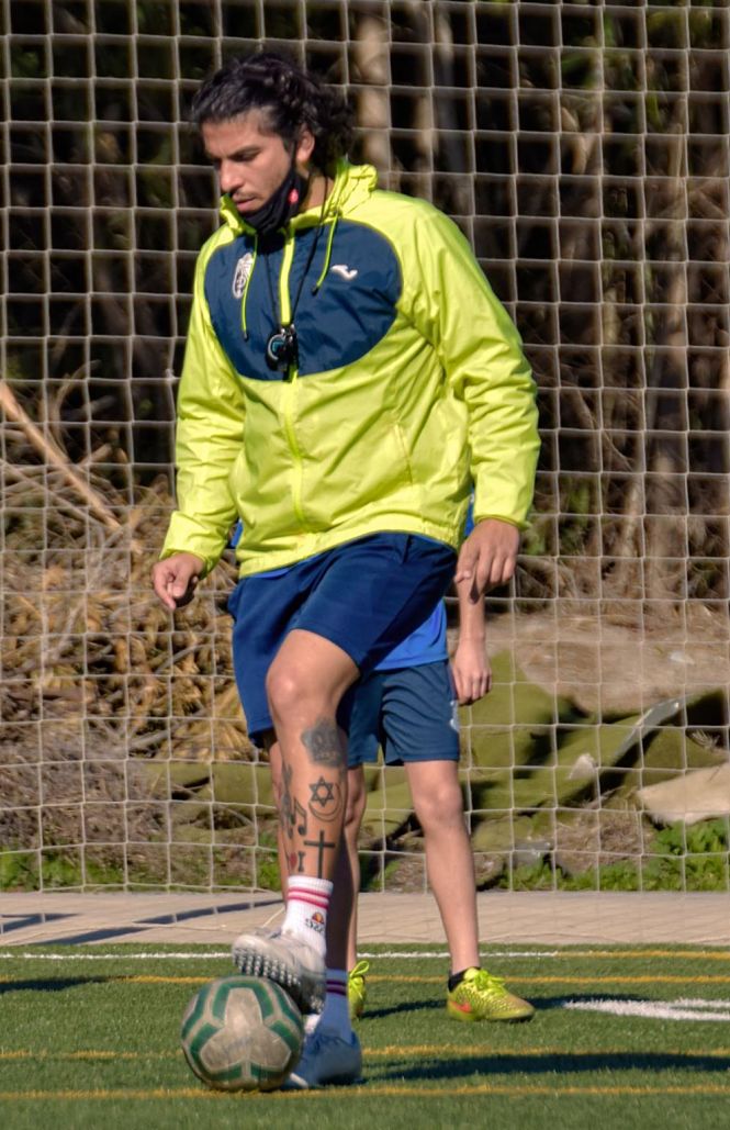 Fran Maldonado durante un entrenamiento con el Puerto de Motril 