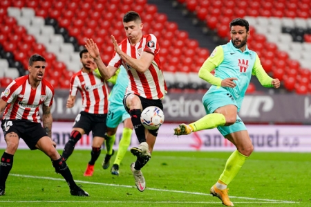 Jorge Molina fue uno de los destacados ante el Athletic de Bilbao (GRANADA CF) Jorge Molina fue uno de los destacados ante el Athletic de Bilbao (GRANADA CF)
