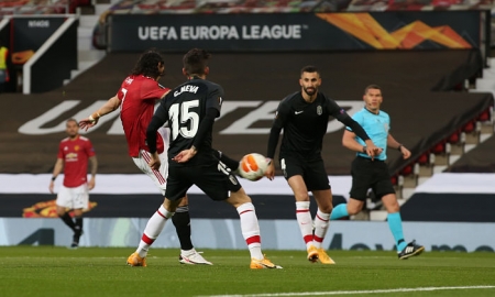 Cavani anotó el primer gol del partido a los seis minutos y puso más cuesta arriba aún la eliminatoria (UEFA)