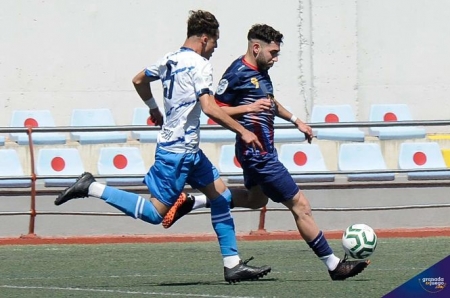 El Vandalia buscó la victoria pero no estuvo afortunado (JOSÉ M. BALDOMERO) El Vandalia buscó la victoria pero no estuvo afortunado (JOSÉ M. BALDOMERO)