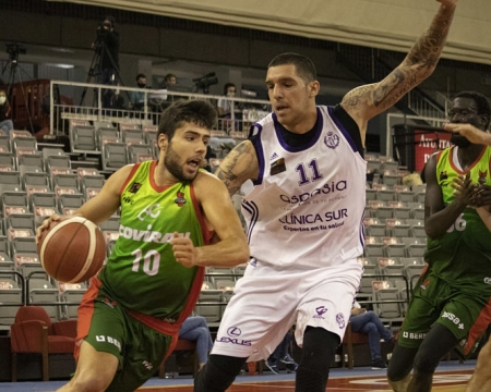 Germán Martínez se va del ex nazarí, Nacho Martín (FERMÍN RODRÍGUEZ / FUNDACIÓN CB GRANADA) 