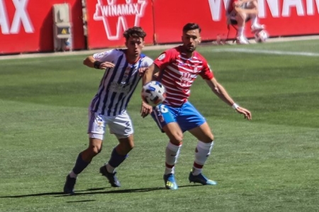 El Recreativo derrotó a su homónimo onubense (JOSÉ VELASCO) 