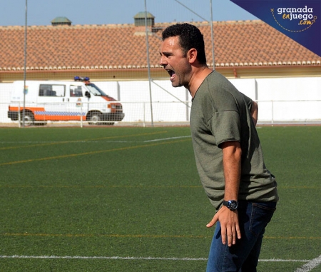 Manuel Moreno `Rizos` regresa al banquillo del municipal de `Las Viñas` (GRJ)