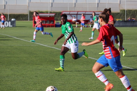 El Granada Femenino inauguró su pretemporada con derrota en la Ciudad Deportiva ante el Betis (REAL BETIS FÉMINAS) El Granada Femenino inauguró su pretemporada con derrota en la Ciudad Deportiva ante el Betis (REAL BETIS FÉMINAS)