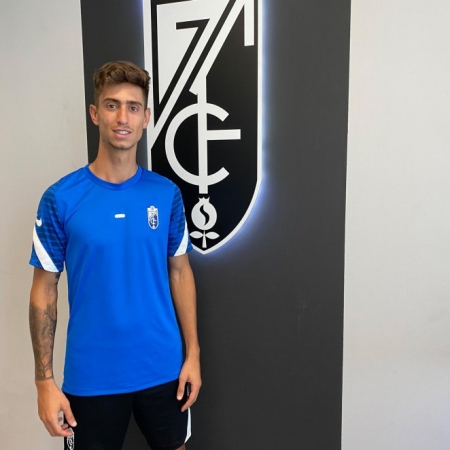 Mario Da Costa reforzará el centro del campo rojiblanco (GRANADA CF) Mario Da Costa reforzará el centro del campo rojiblanco (GRANADA CF)