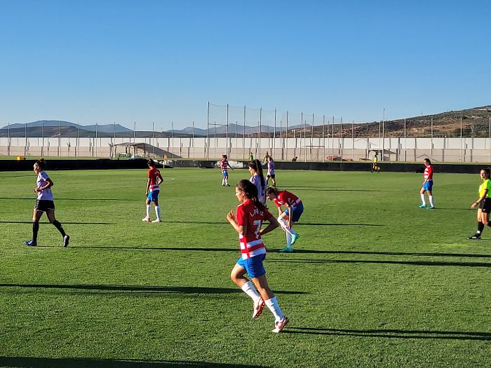 El Granada Femenino ya conoce sus dorsales de la temporada 2021/22 (FRAN CALVO)