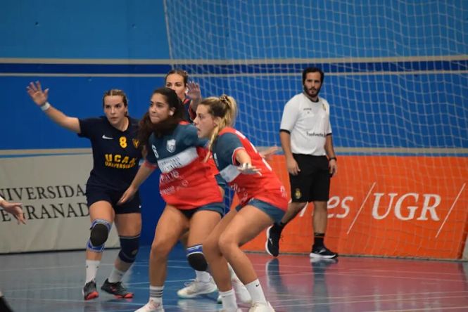 Imagen del partido entre Universidad de Granada y UCAM Murcia (DEPORTES UGR)