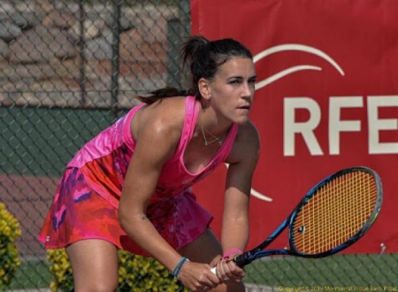 Nuria Parrizas durante un partido (WTA / ARCHIVO)