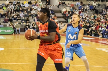 El Covirán Granada no jugará ante HLA Alicante (JOSÉ VELASCO) El Covirán Granada no jugará ante HLA Alicante (JOSÉ VELASCO)