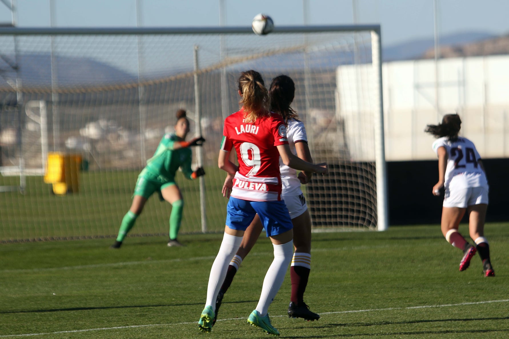 Lauri ha sido la máxima goleadora del Granada Femenino en 2021 con nueve tantos (JOSÉ VELASCO / GRJ)