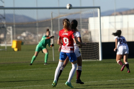Lauri ha sido la máxima goleadora del Granada Femenino en 2021 con nueve tantos (JOSÉ VELASCO / GRJ) Lauri ha sido la máxima goleadora del Granada Femenino en 2021 con nueve tantos (JOSÉ VELASCO / GRJ)