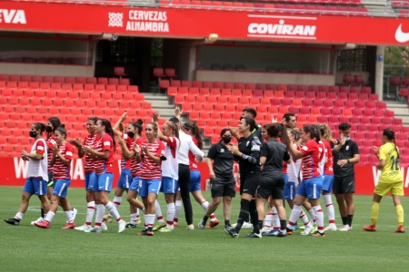 El Granada Femenino vivió un día histórico en el `Nuevo Los Cármenes` ante el Villarreal el 30 de mayo de 2021 (JOSÉ VELASCO / GRJ)